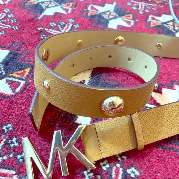 MICHAEL KORS BELT SIZE SMALL - Picture 1 of 5